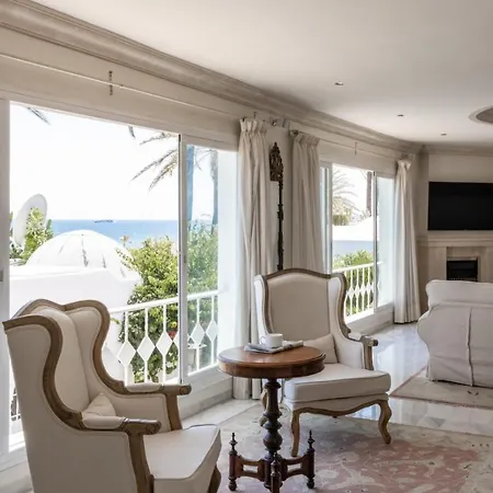 בית נופש Paradise Townhouse *