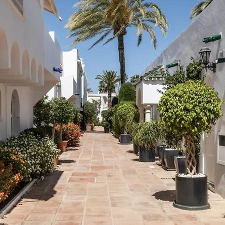 Paradise Townhouse מארבלה