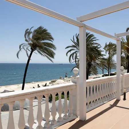 Paradise Townhouse